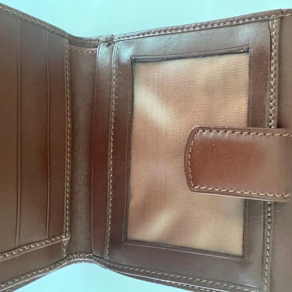 Salvatore Ferragamo Brown Leather Vintage Bi-Fold Wallet w/ Gancini Closure